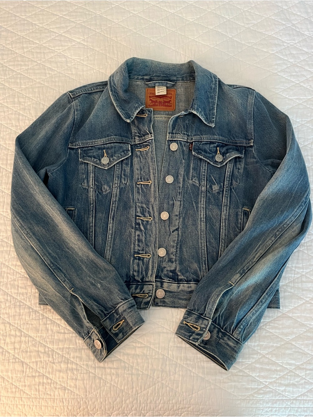 Levi’s Cropped Jean Jacket